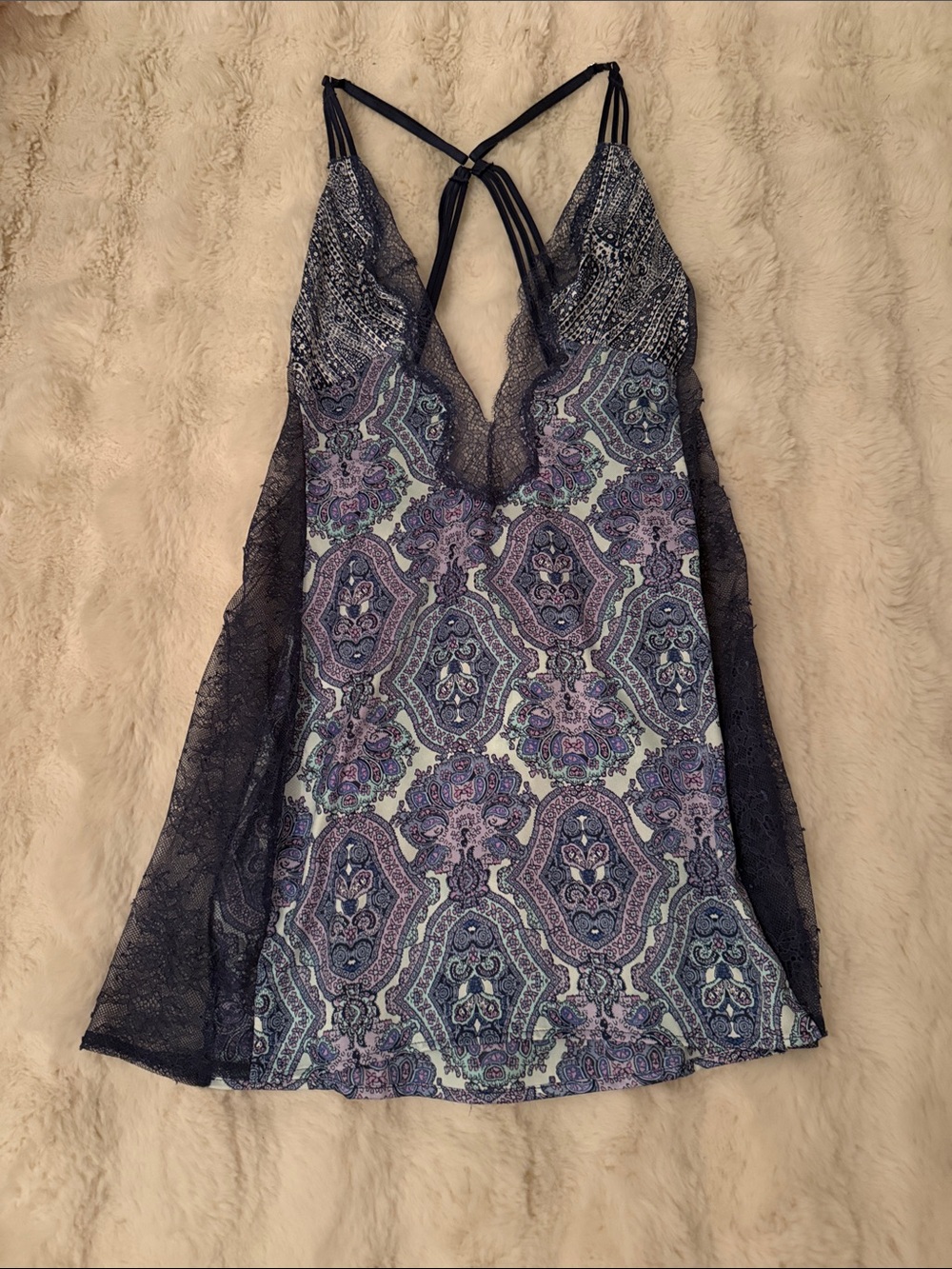 Victoria’s Secret Lace-Trimmed Printed Camisole Tank Top in teddy Bl & Lavender